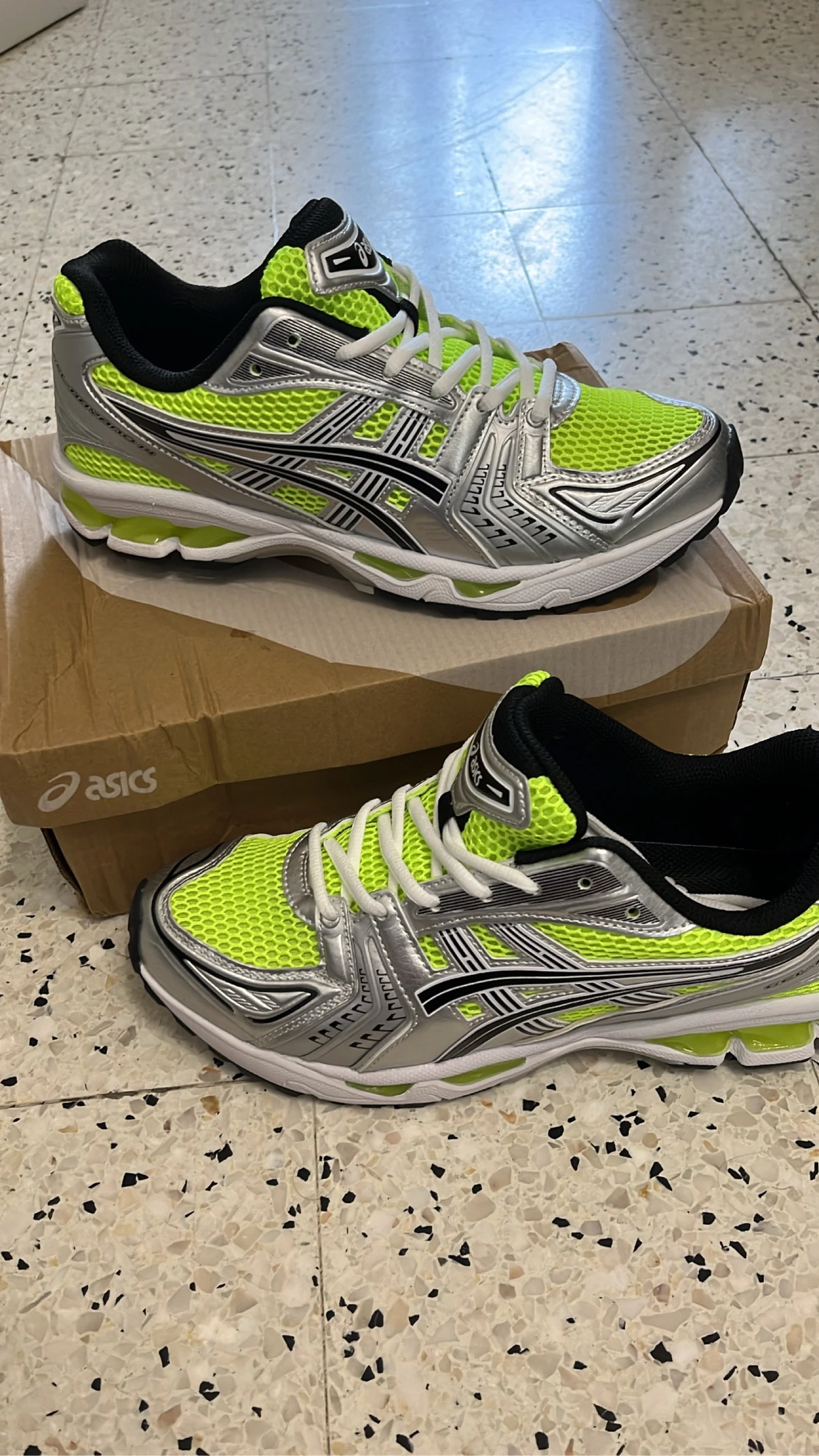 Asics gel-Kayano 14 vert fluo – photo 3